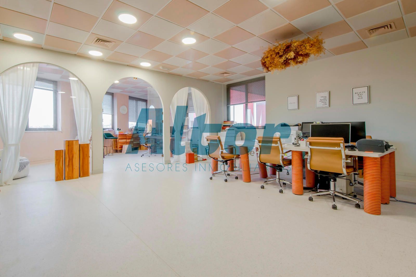 Office for sale in N/A, Hellín