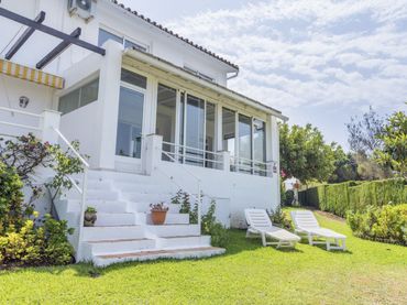 Adossat amb piscina en venda a Avenida de la Gardenia 190P