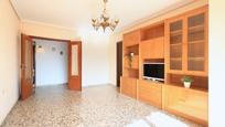 Living room of Flat for sale in  Albacete Capital  with Air Conditioner and Balcony