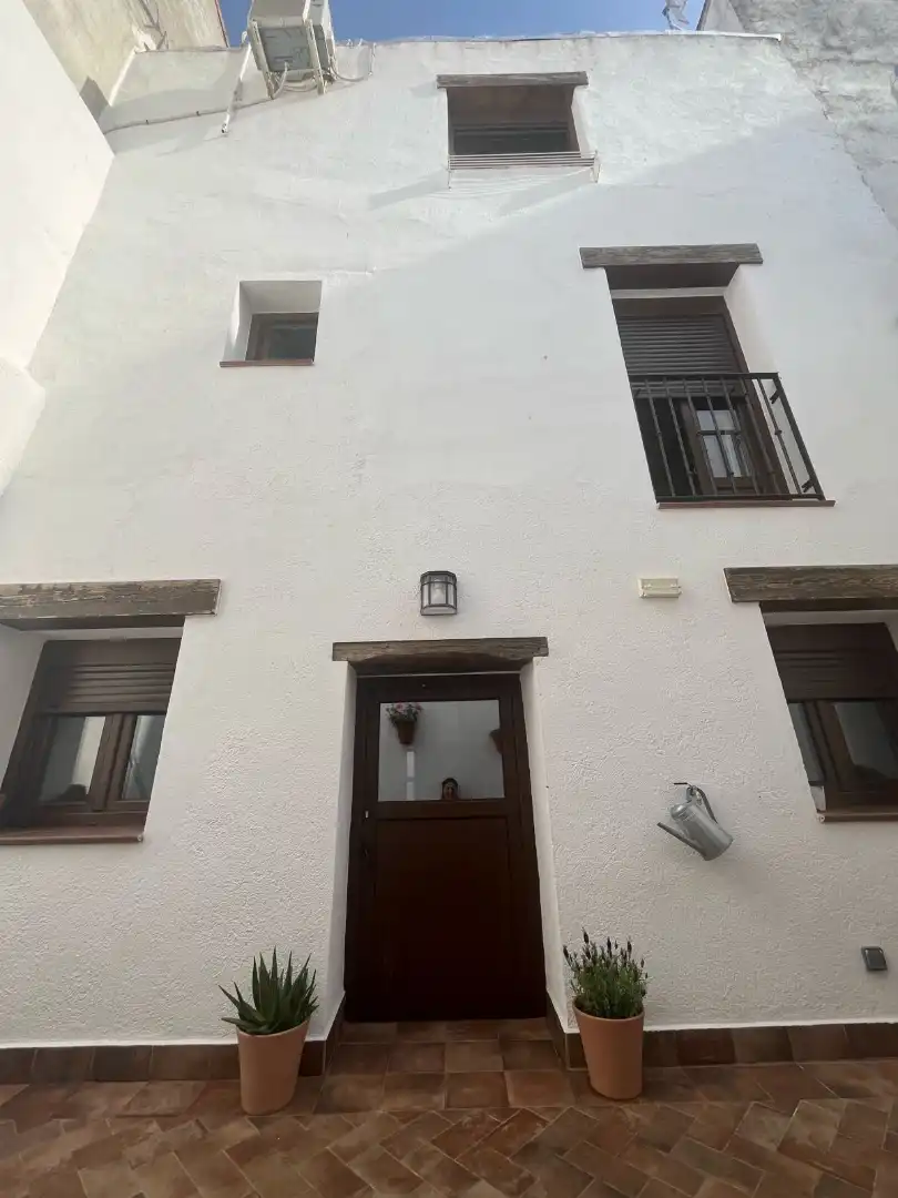 Exterior view of Houses for sale in San Martín de Valdeiglesias  with Heating, Terrace and Storage room