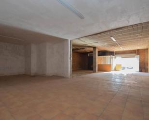 Premises for sale in  Granada Capital