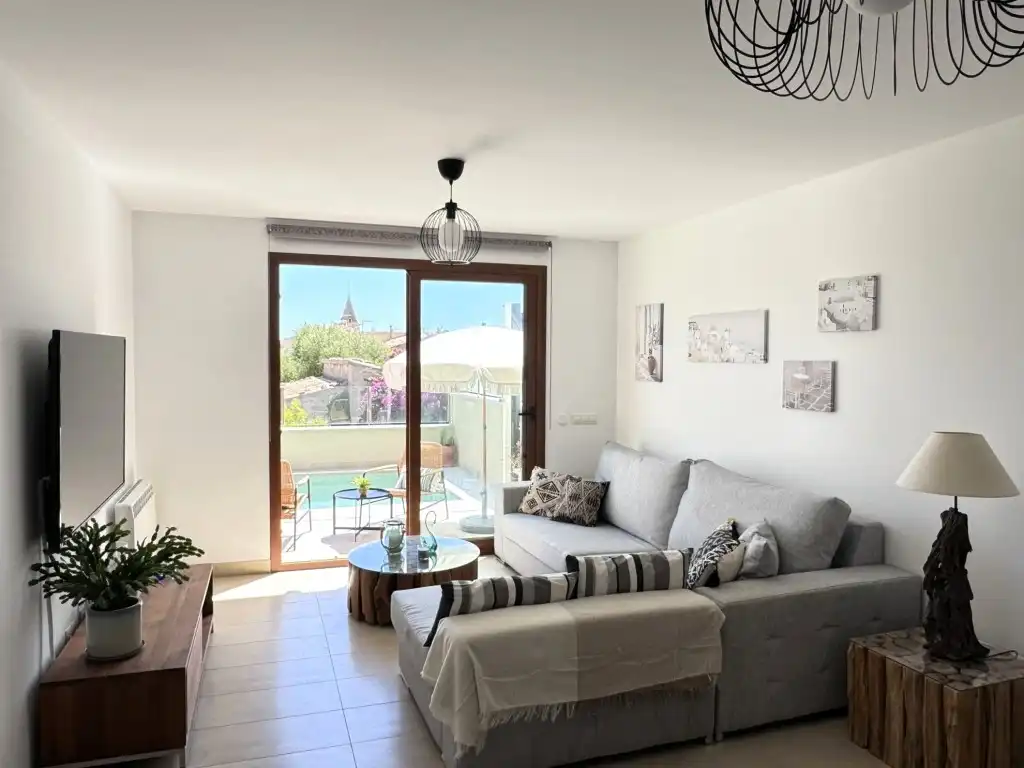 Semi-detached house with pool to rent in Selva, imagen 14