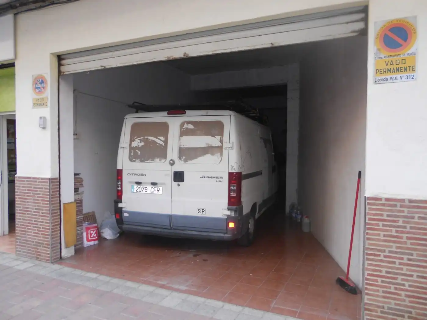 Aparcament de Local en venda en Murcia