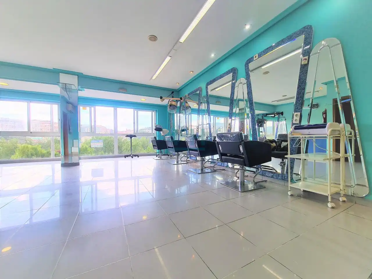 Local en venta en Ourense Capital  con Aire acondicionado y Amueblado