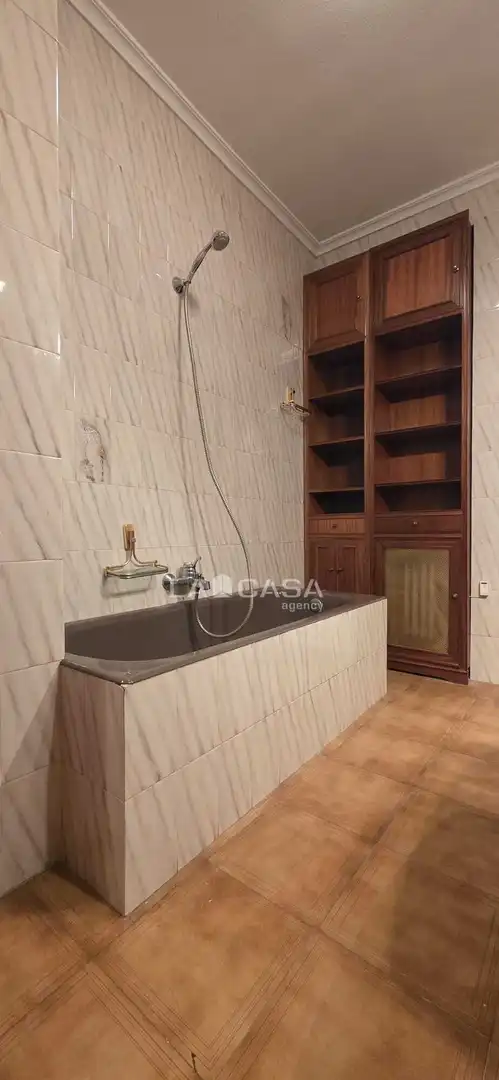 Bathroom of Flat for sale in Valladolid  with Heating and Balcony