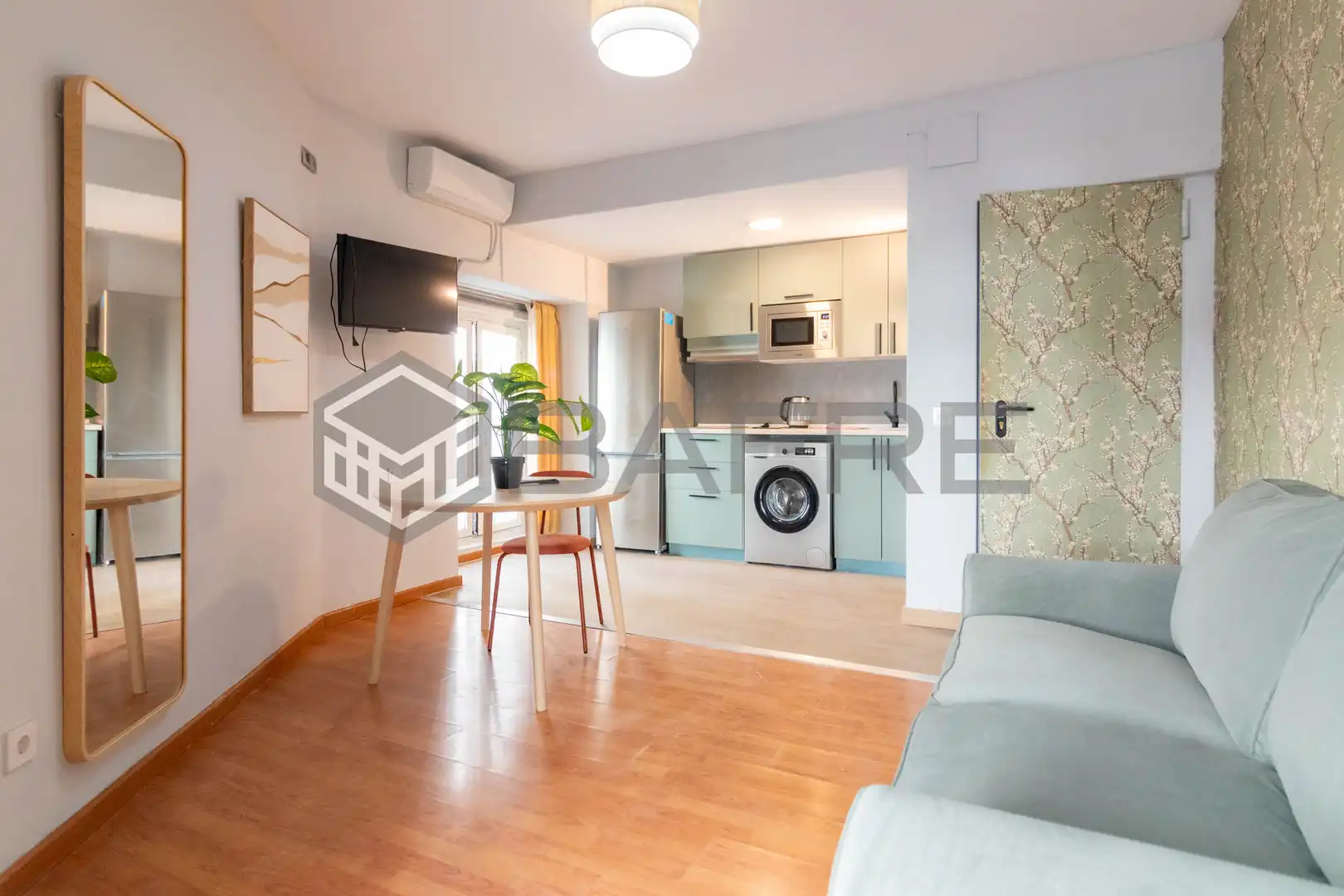 Appartamento con terrazza in vendita a Calle del Caballero de Gracia, imagen 3