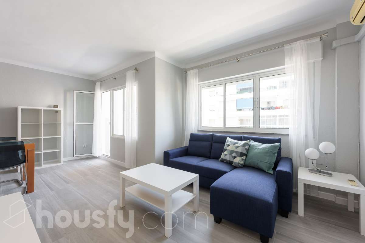 Sala d'estar de Pis de lloguer en Málaga Capital amb Aire condicionat, Parquet i Terrassa