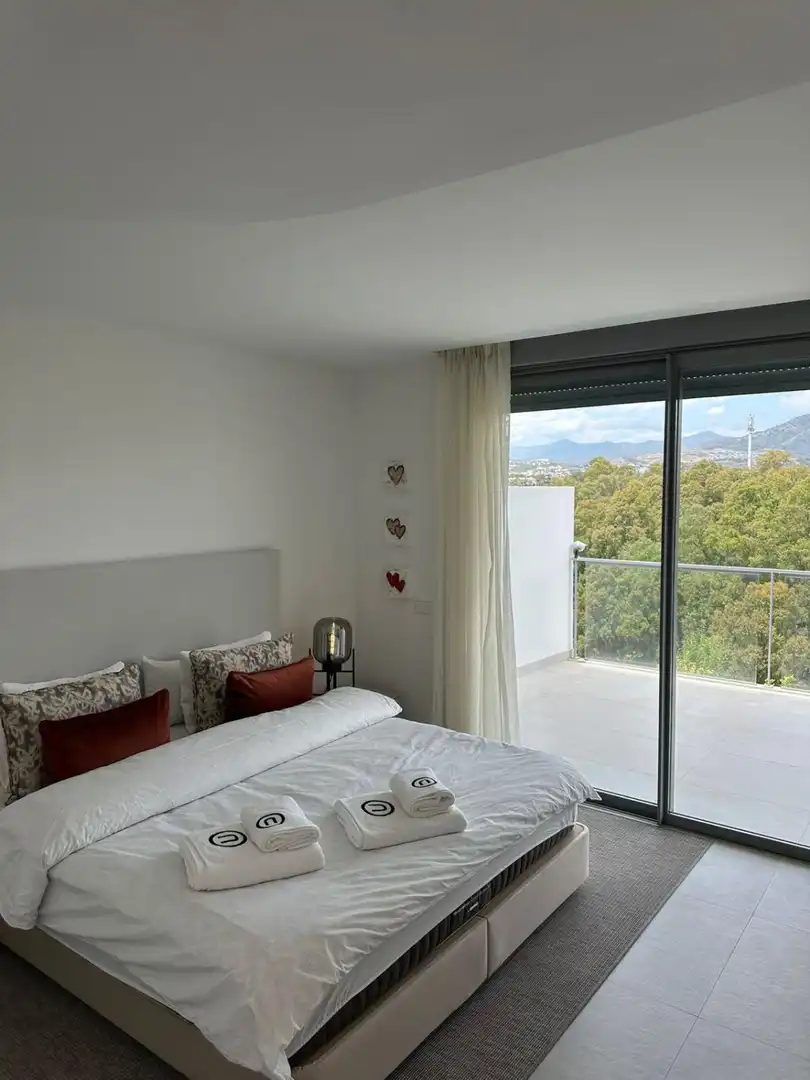 Bedroom of Detached homes for rent in Marbella  with Terrace