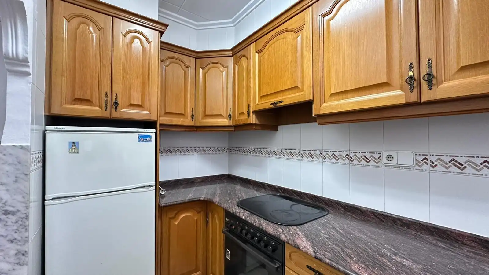 Kitchen of Houses for sale in L'Alcúdia  with Air Conditioner, Terrace and Storage room