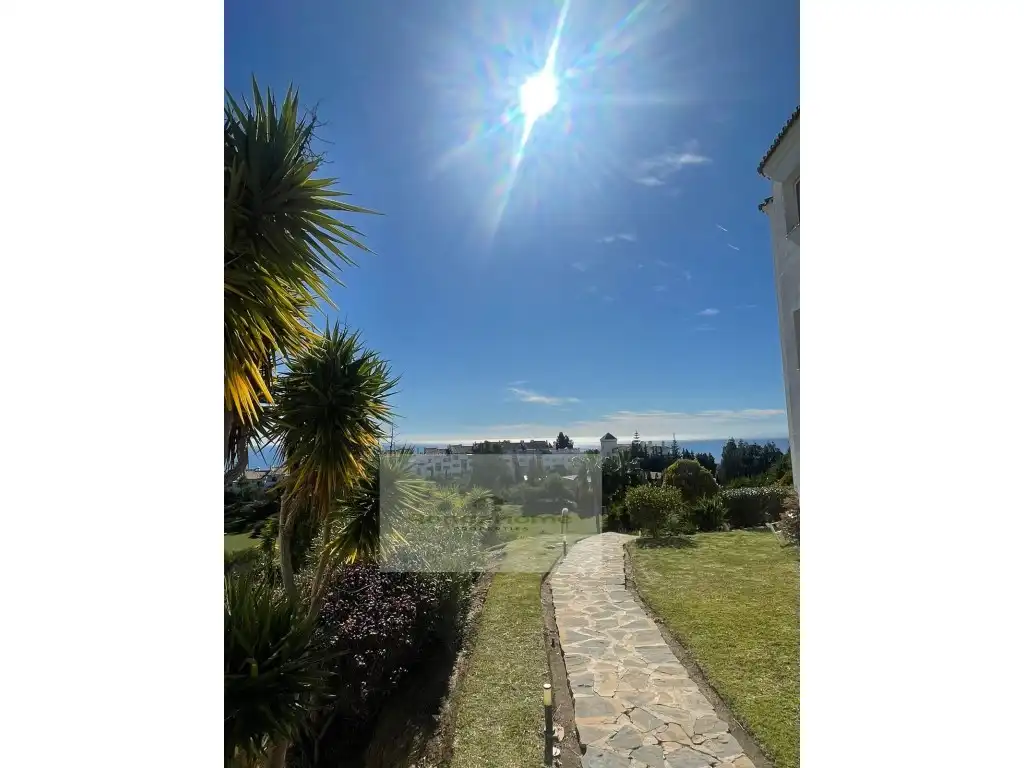 Jardín de Piso de alquiler en Mijas con Terraza y Amueblado