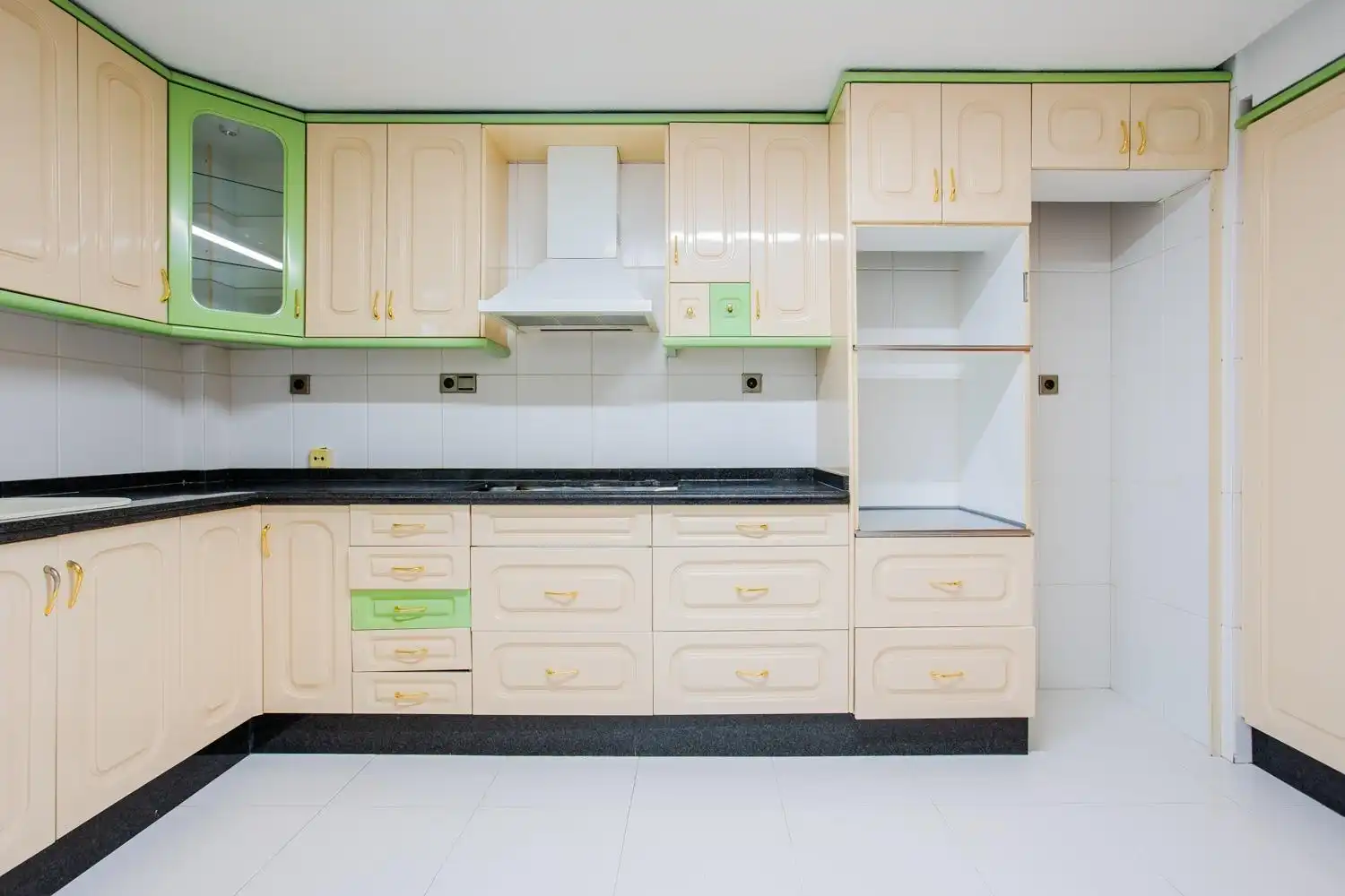 Kitchen of Flat for sale in Murcia  with Air Conditioner, Terrace and Storage room