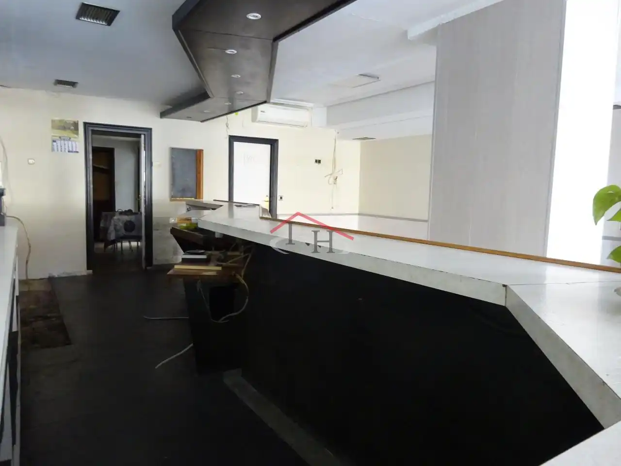 Local comercial en venda a CONDE DE TORENO, imagen 4