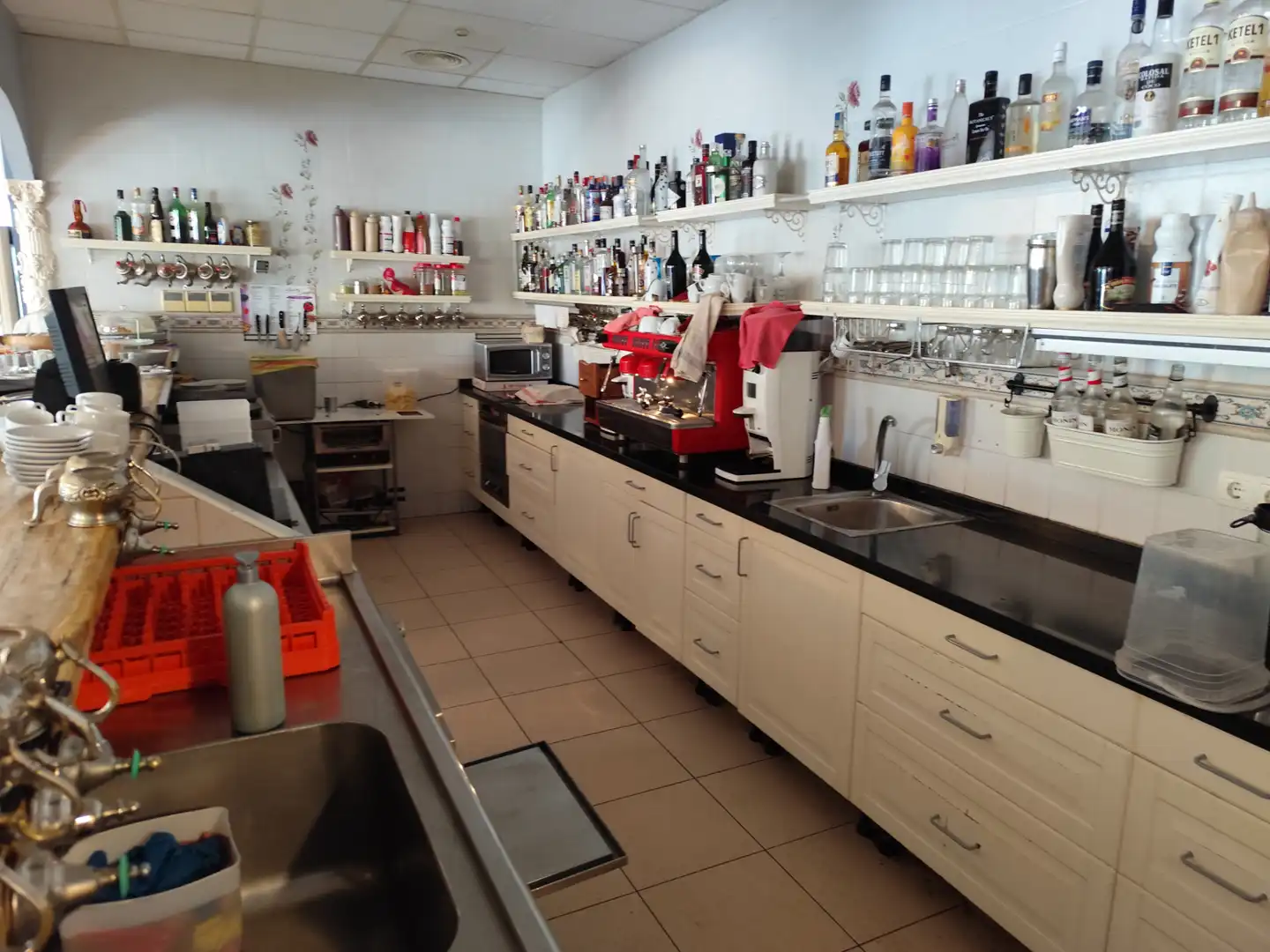 Locale commerciale in cessione a Calle Navarro Ledesma 162, imagen 6