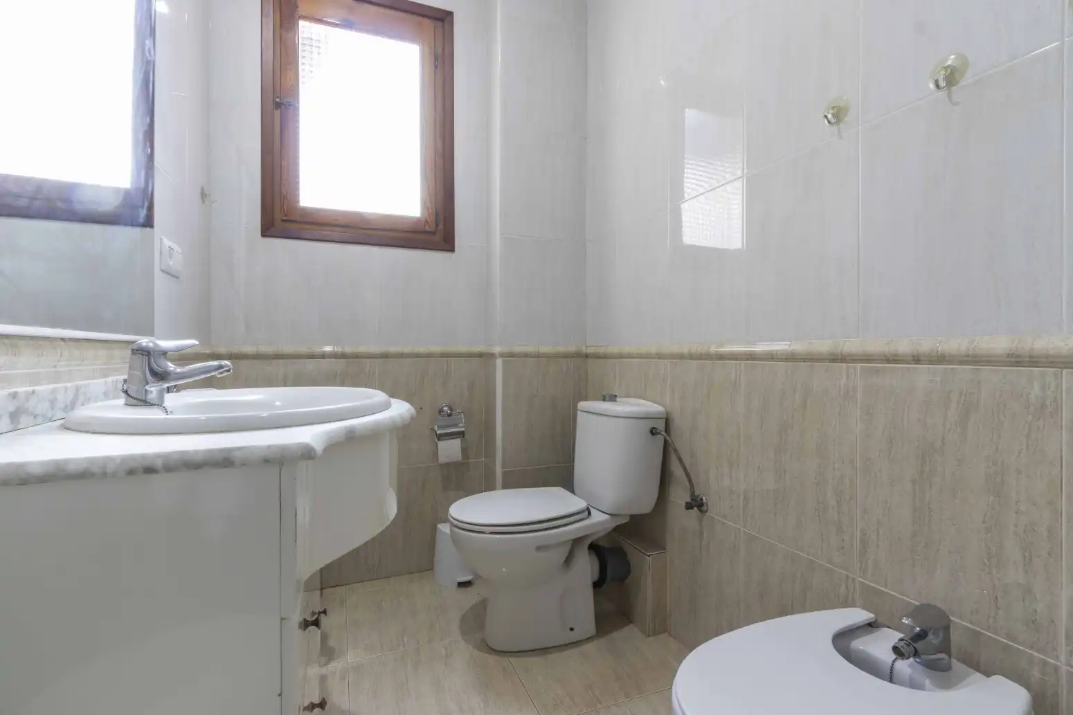 Baño de Piso en venta en Alfara del Patriarca con Terraza y Balcón