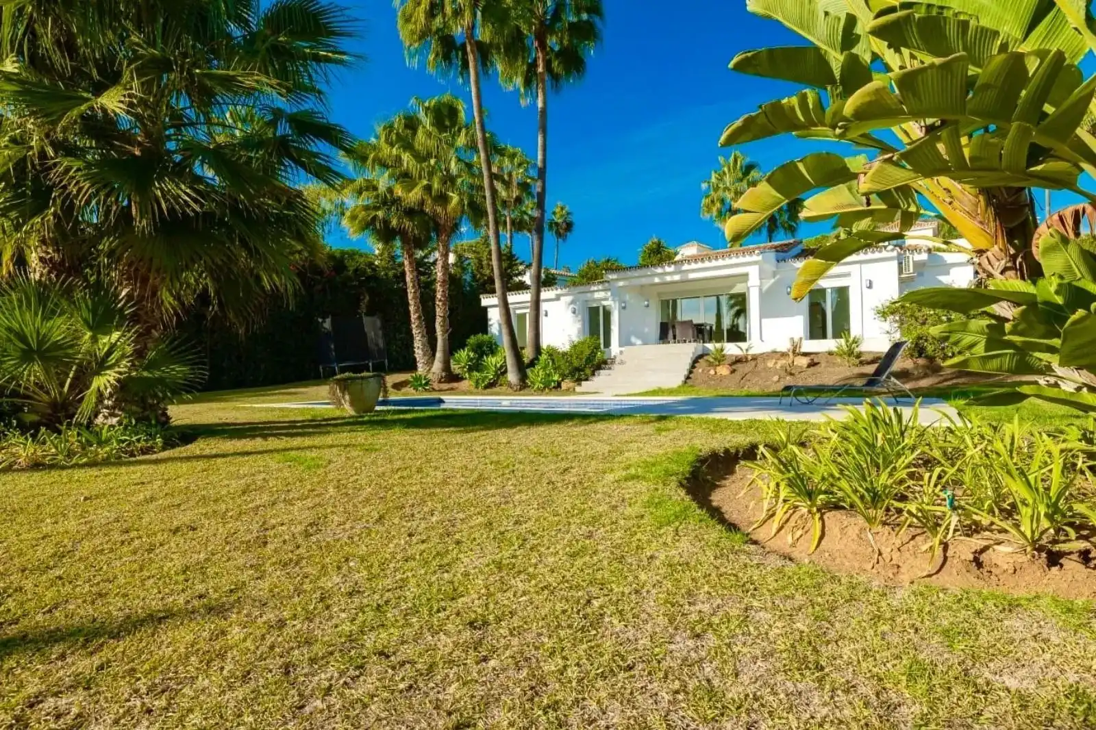 Chalet con piscina en venta en Avenida de las Golondrinas, imagen 21