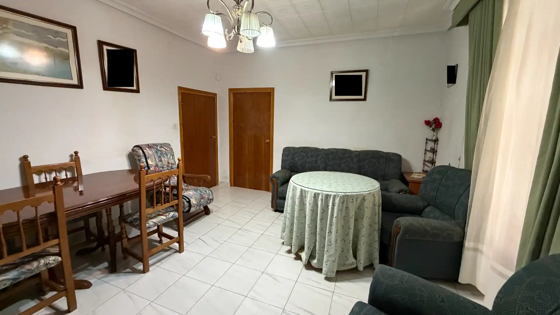 Houses for sale in Calle Saludeja, Úbeda