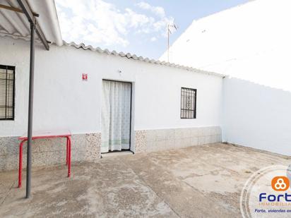 Vista exterior de Casa o xalet en venda en  Córdoba Capital amb Calefacció