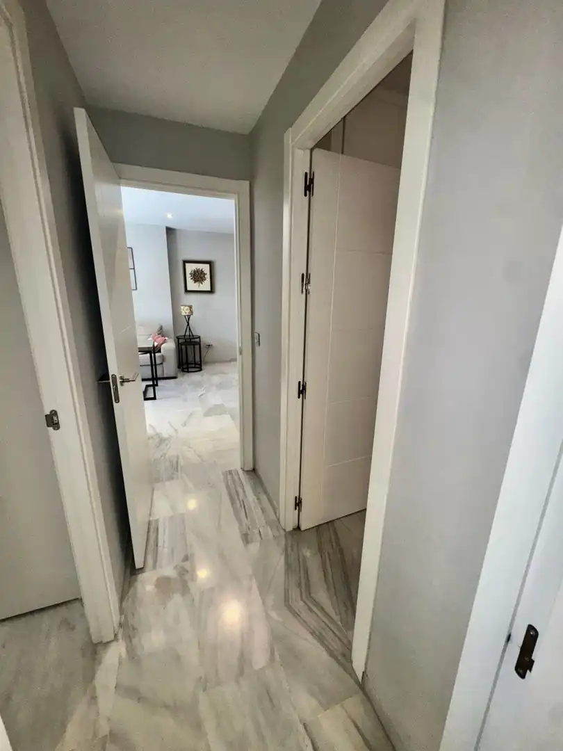 Piso en venta en Tomares con Aire acondicionado, Calefacción y Piscina comunitaria