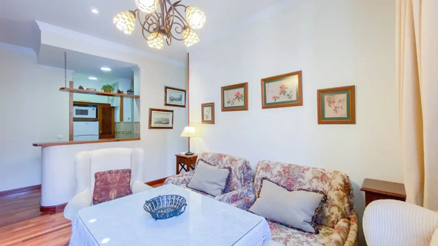 Bedroom of Flat for rent in Málaga  with Air Conditioner, Parquet flooring and Furnished