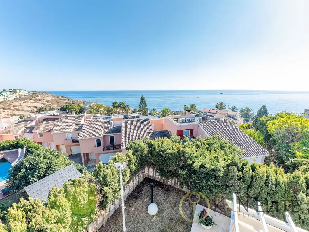 Casa amb piscina en venda a Playa de San Juan - El Cabo de las Huertas, imagen 9