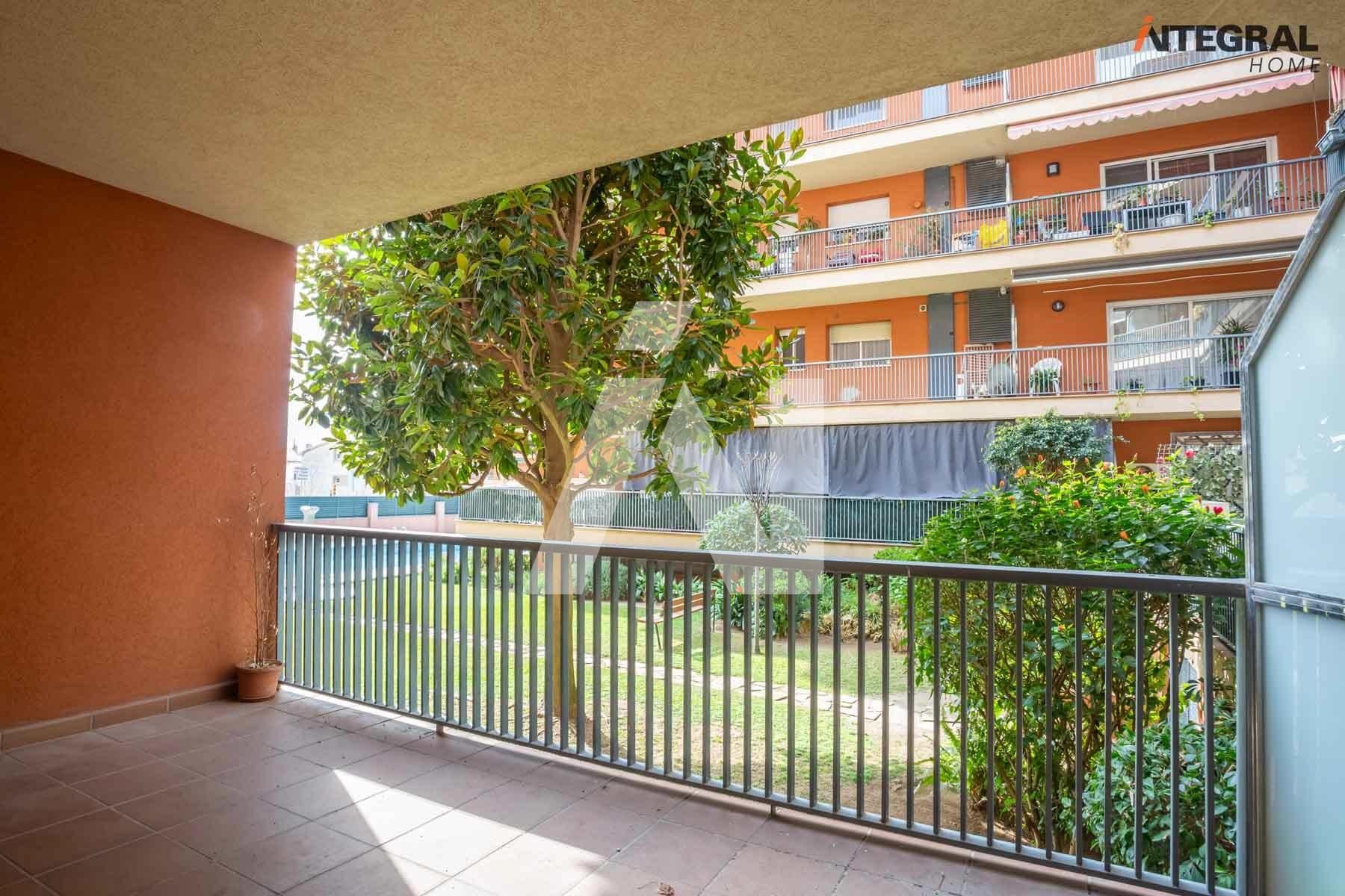 Jardí de Planta baixa en venda en Vilassar de Mar amb Calefacció, Jardí privat i Terrassa