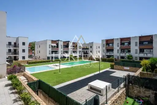 Exterior view of Flat for sale in Cambrils  with Air Conditioner and Swimming Pool