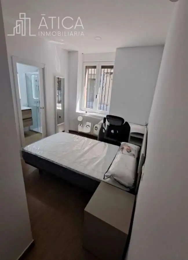 Bedroom of Flat for rent in Salamanca  with Heating and Furnished