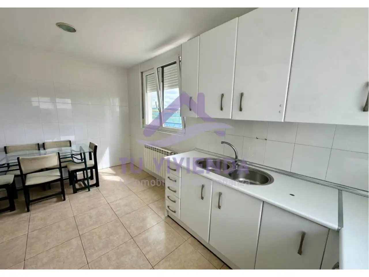 Flat for rent in Calle Barrios De la Vega, Villaluenga de la Vega