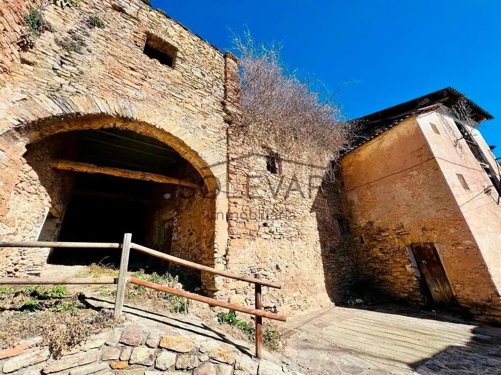 Vista exterior de Casa o xalet en venda en Soriguera amb Jardí privat