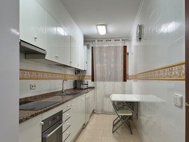 Terraced house with balcony for sale in Centre