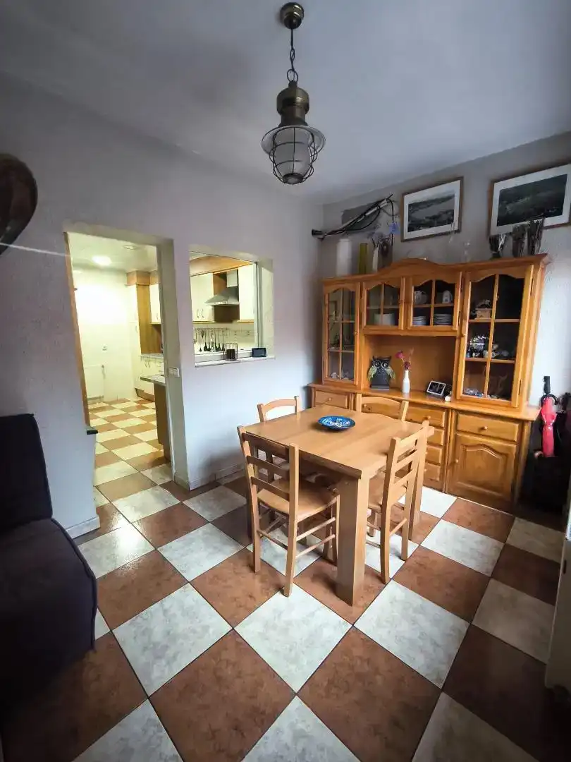 Cocina de Casa adosada en venta en Figueres con Aire acondicionado, Trastero y Horno