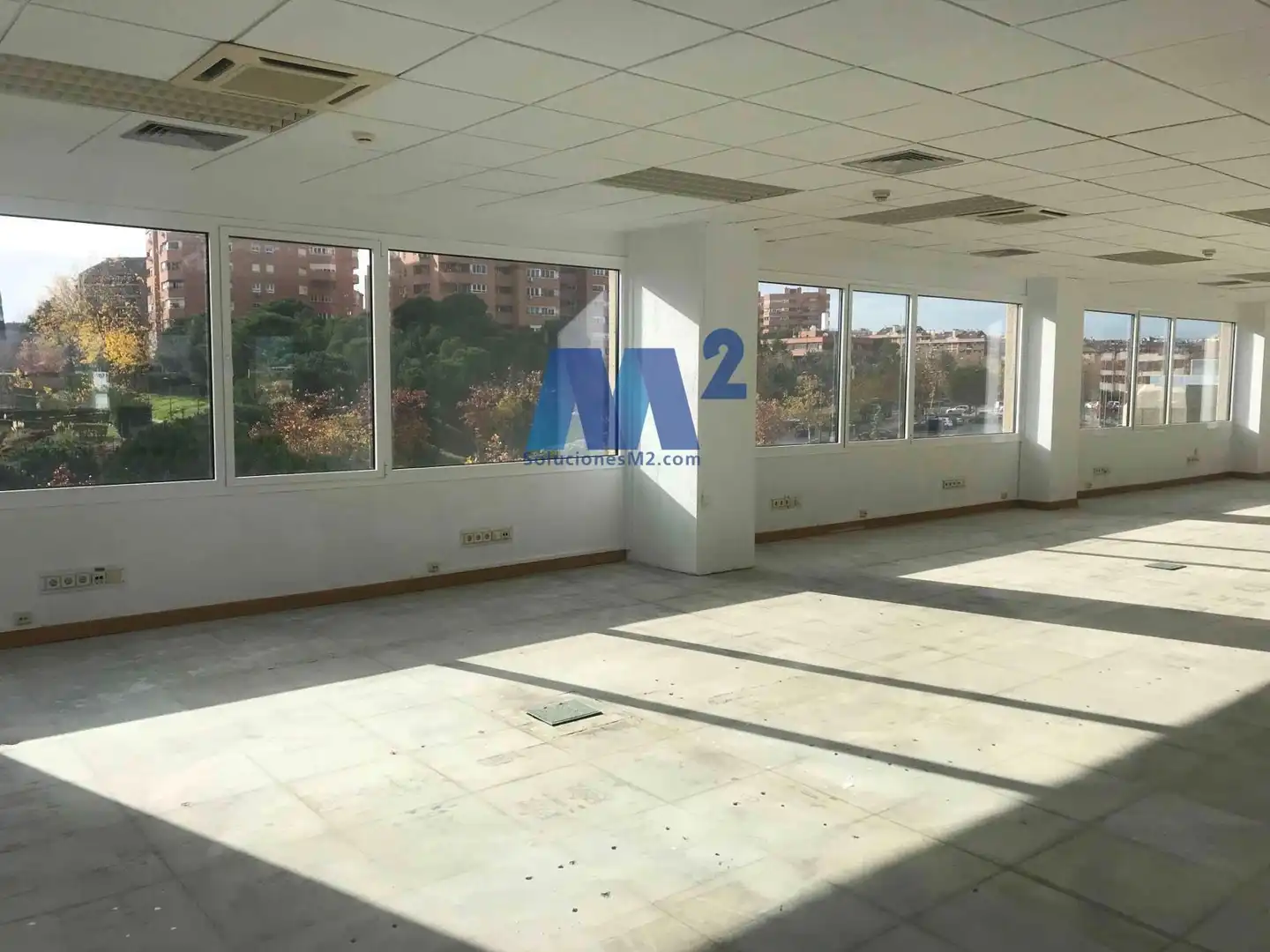 Oficina de alquiler en Tres Cantos