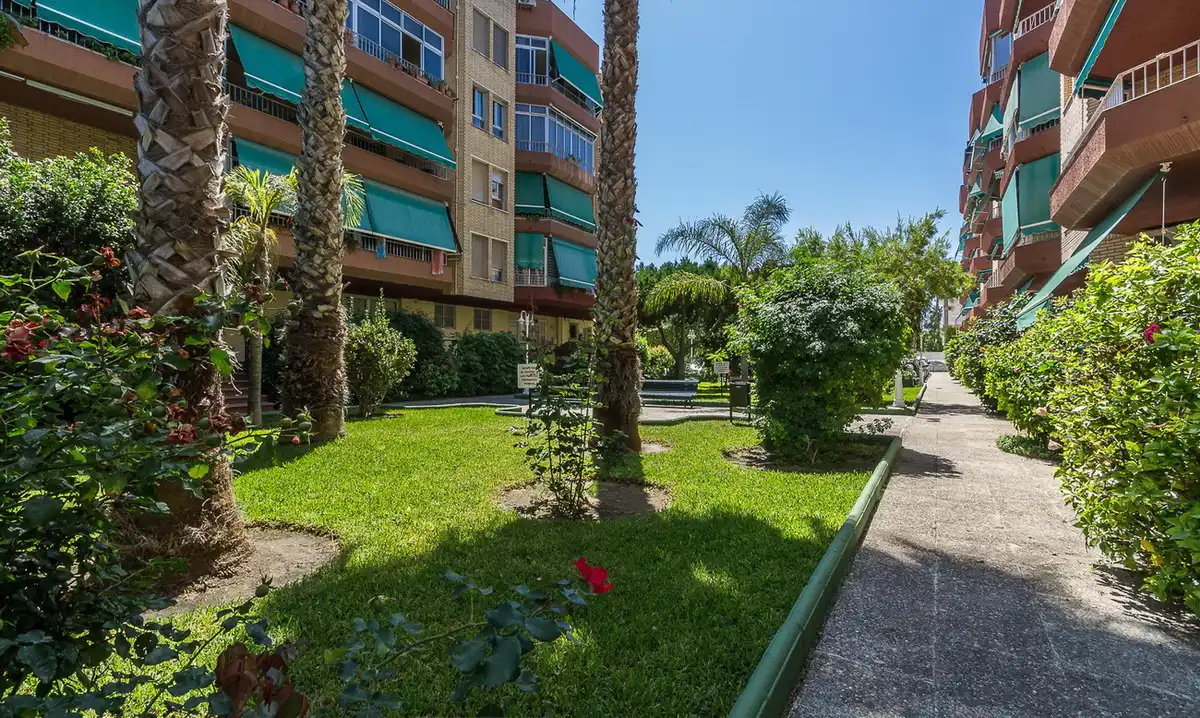 Exterior view of Flat for rent in Almuñécar  with Furnished