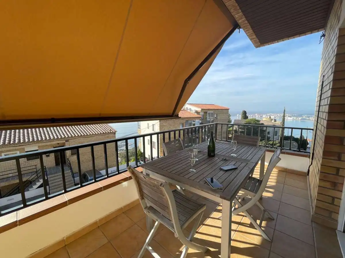 Casa bifamiliare in vendita a Almadrava - Canyelles - Puig-Rom, imagen 2