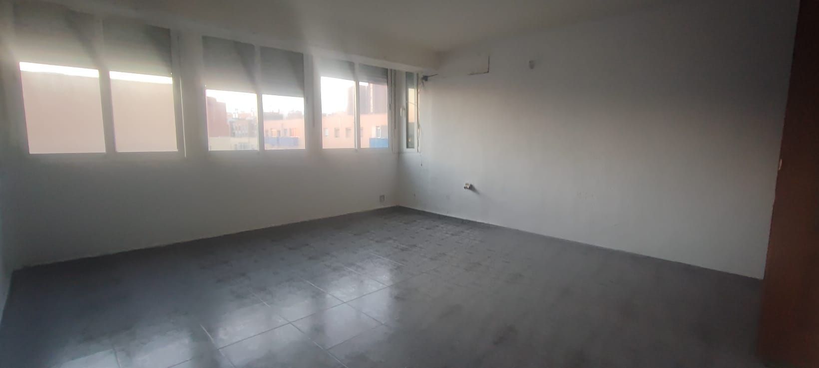 Dormitori de Pis en venda en  Almería Capital