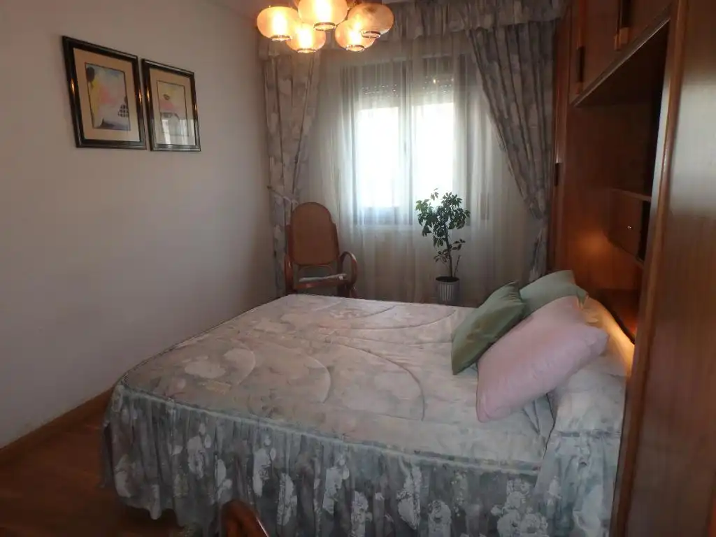 Schlafzimmer von Wohnung zum Verkauf in  Pamplona / Iruña mit Heizung und Terrasse