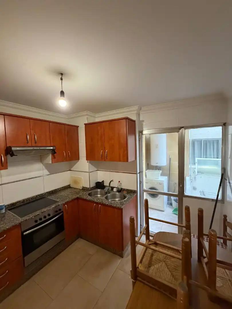 Cocina de Piso en venta en Vigo  con Trastero y Balcón