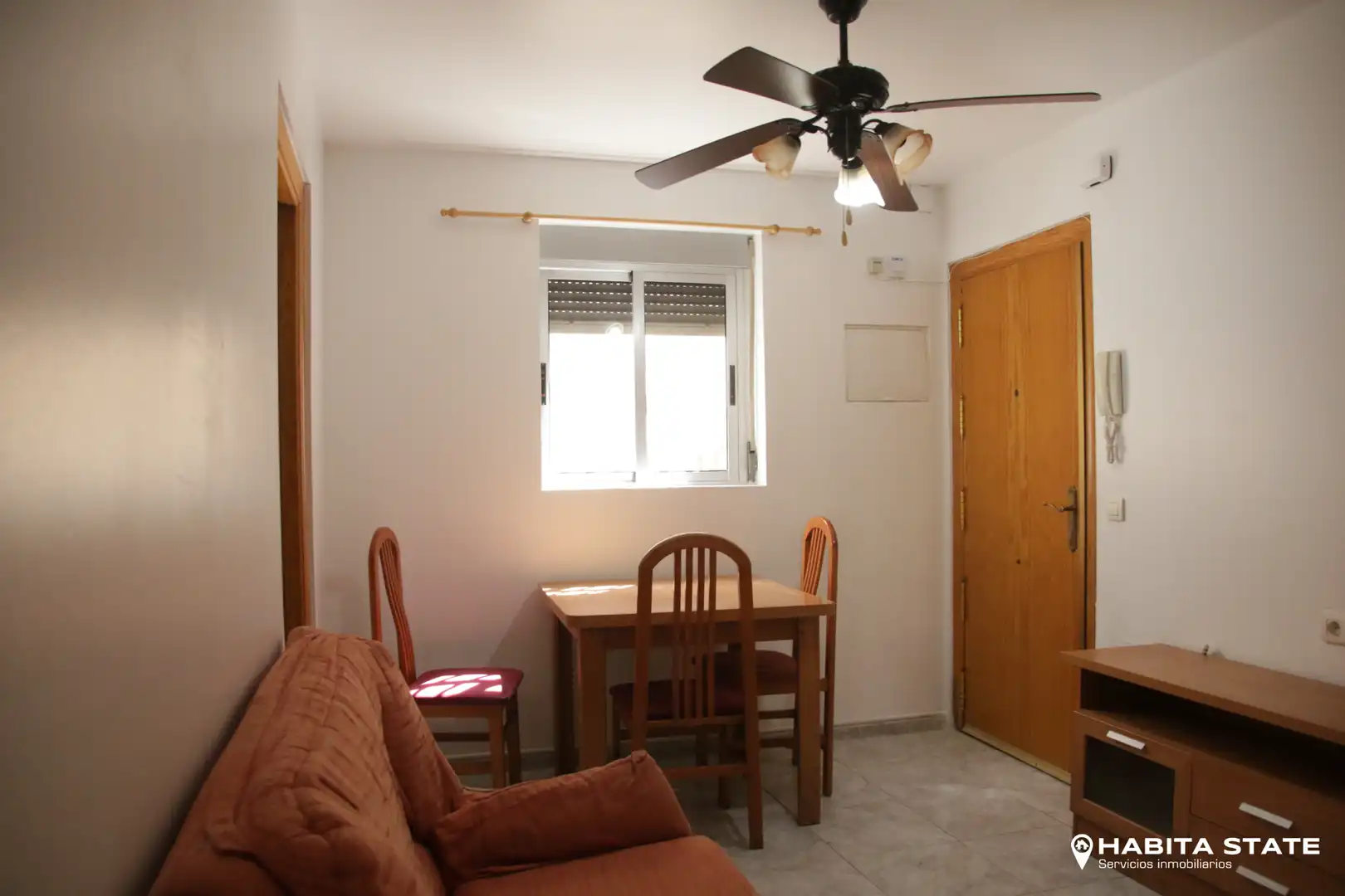 Living room of Flat for sale in Almería  with Furnished, Oven and Washing machine