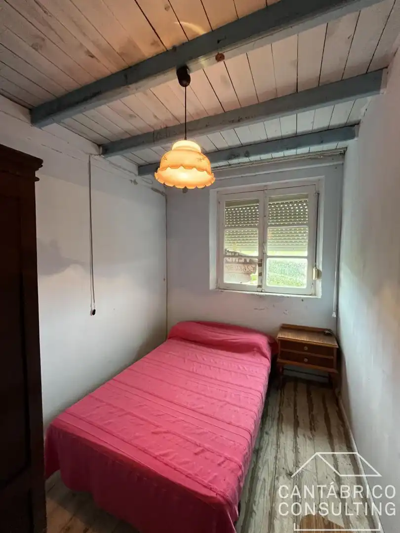 Habitación de Casa adosada en venta en San Martín de Oscos con Trastero y Amueblado