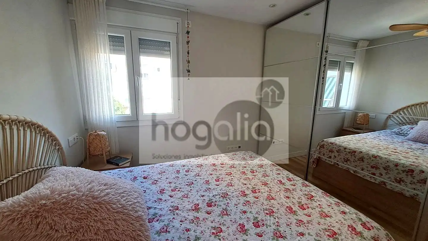 Habitación de Piso de alquiler en Sevilla con Aire acondicionado, Amueblado y Balcón