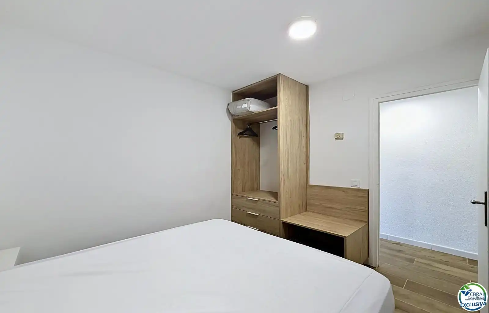 Bedroom of Flat for sale in Roses  with Air Conditioner, Terrace and Furnished