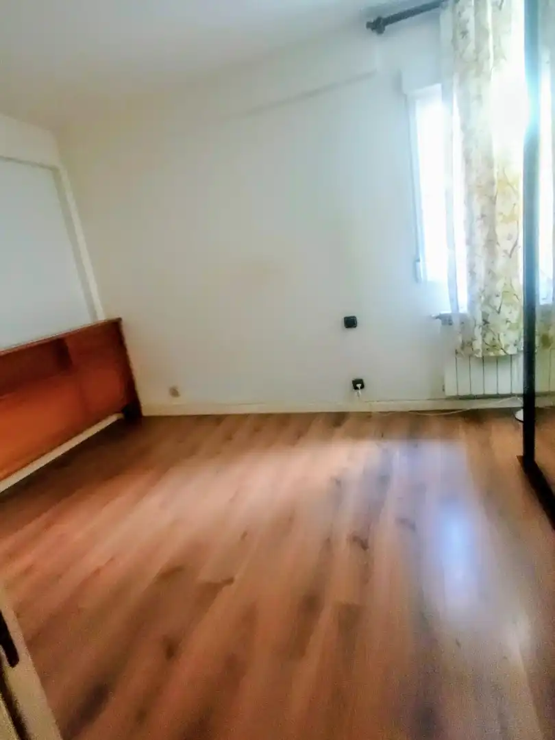 Dormitori de Pis en venda en Coslada amb Calefacció i Terrassa