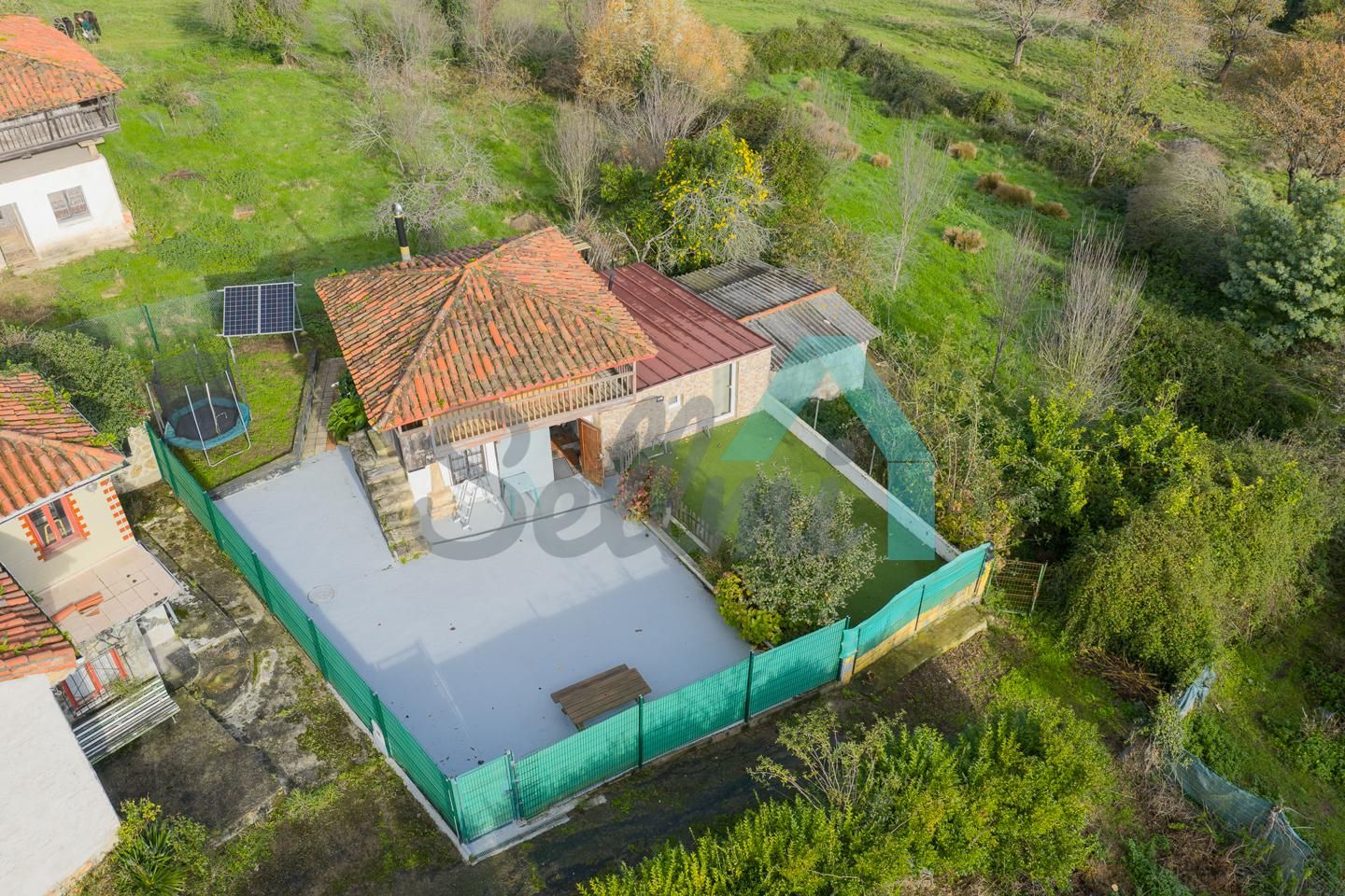 Country house for sale in Avilés  with Private garden and Terrace