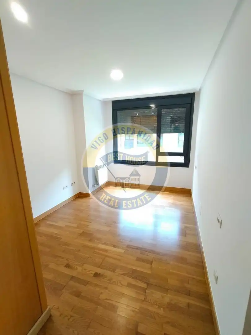 Bedroom of Flat for sale in Vigo   with Heating and Storage room