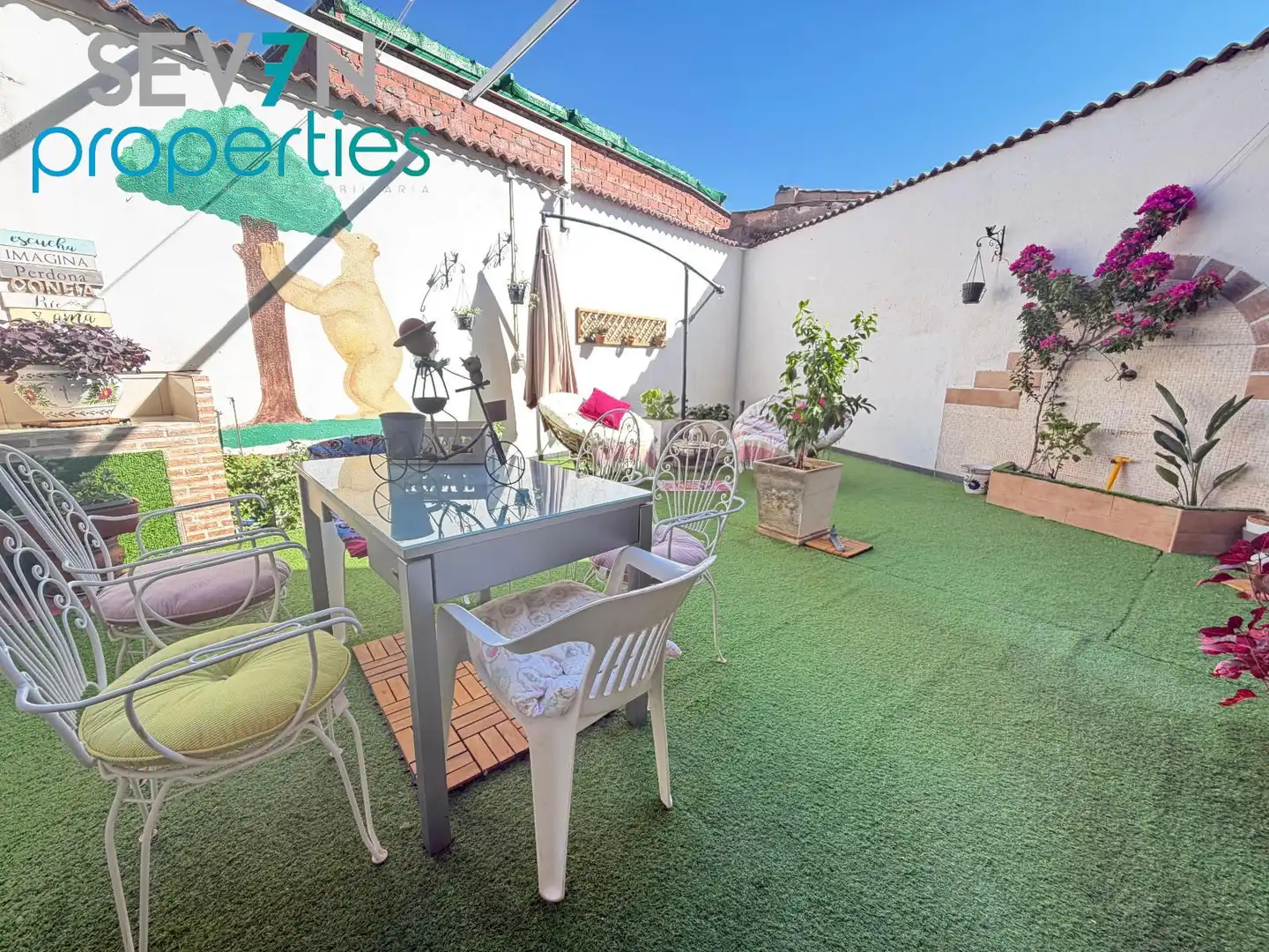 Terraza de Casa adosada en venta en Novés con Calefacción, Jardín privado y Horno