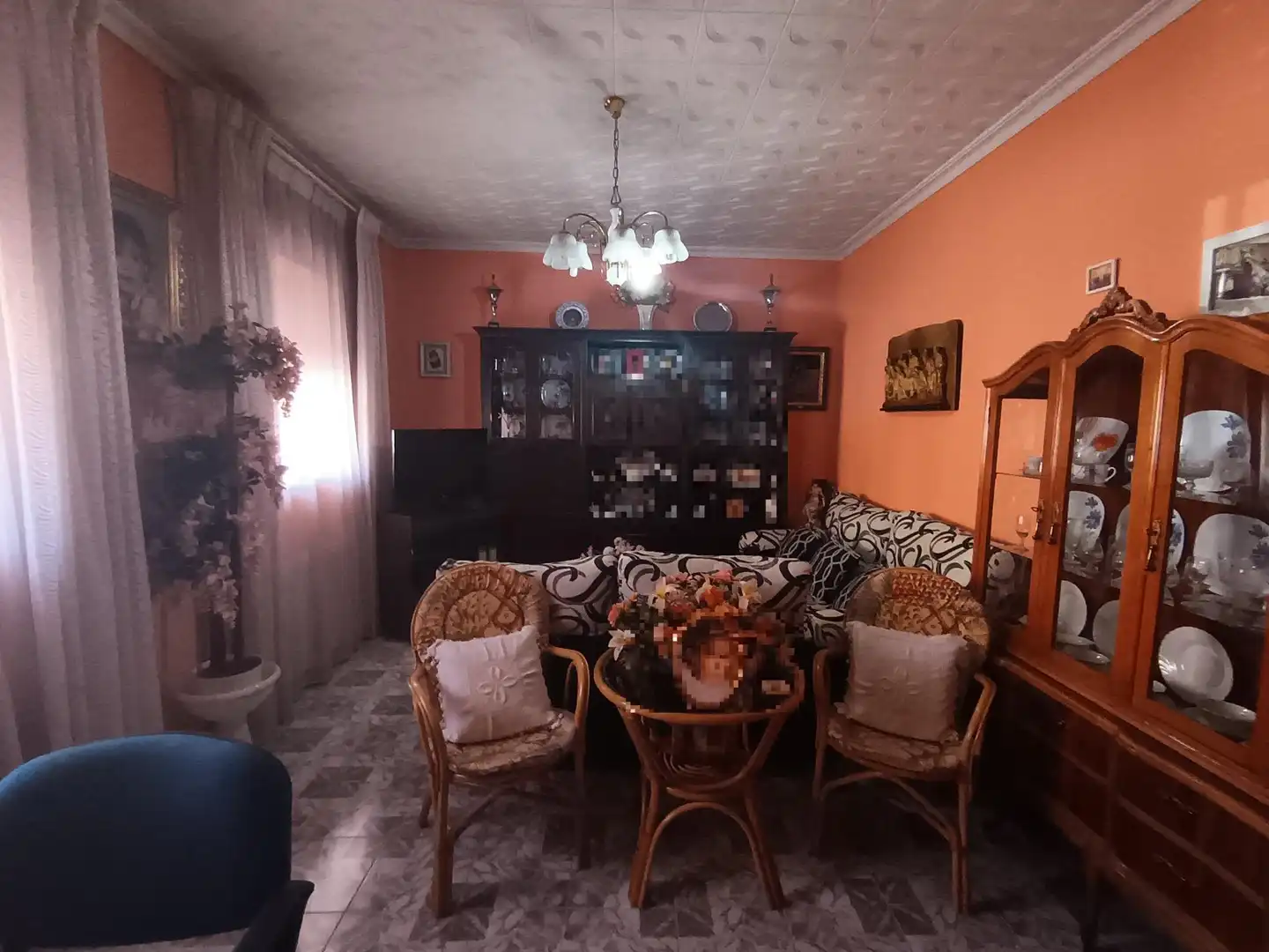 Sala d'estar de Casa o xalet en venda en Puertollano amb Aire condicionat, Calefacció i Moblat