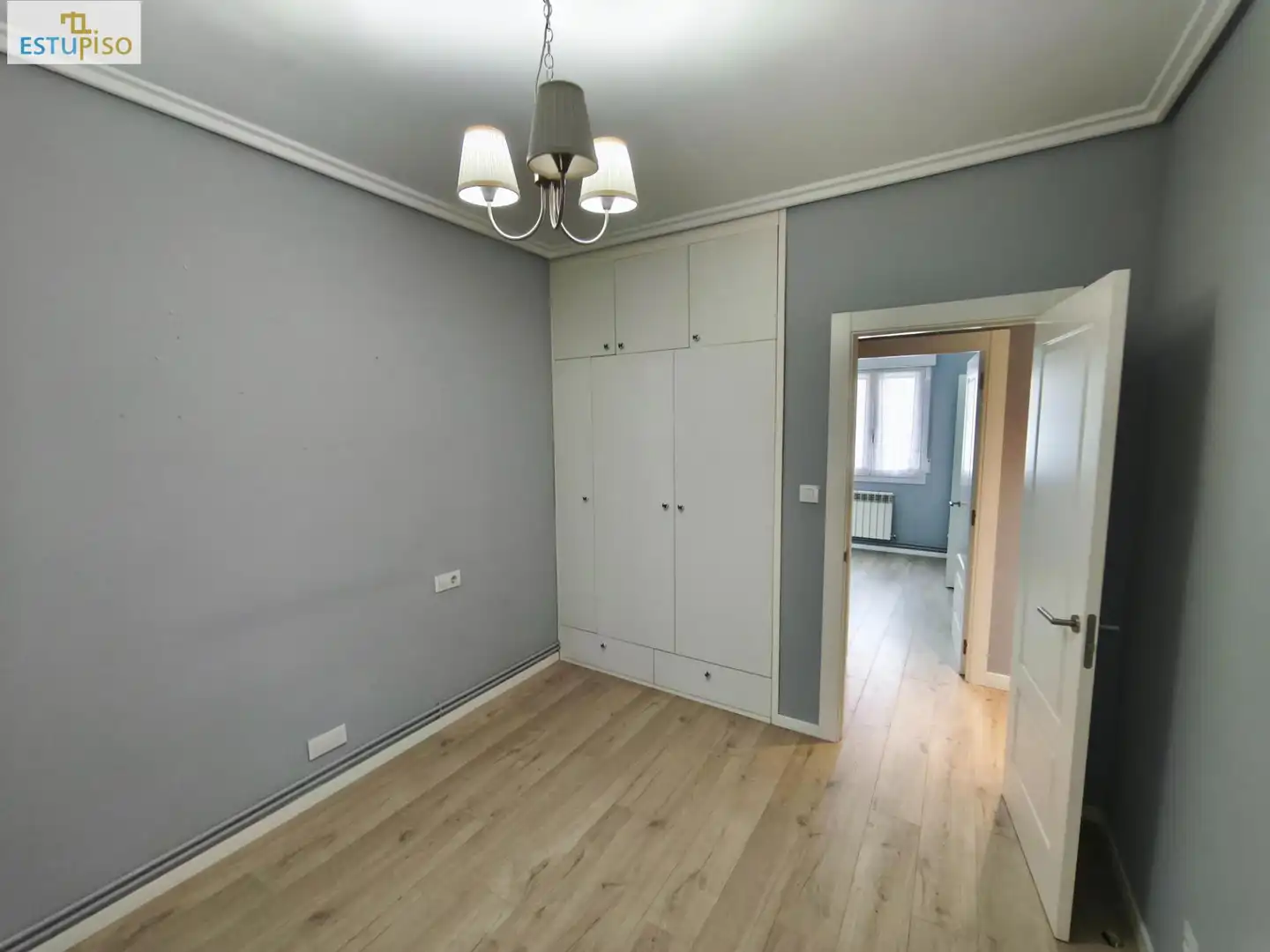 Habitación de Piso en venta en Vitoria - Gasteiz con Calefacción y Trastero