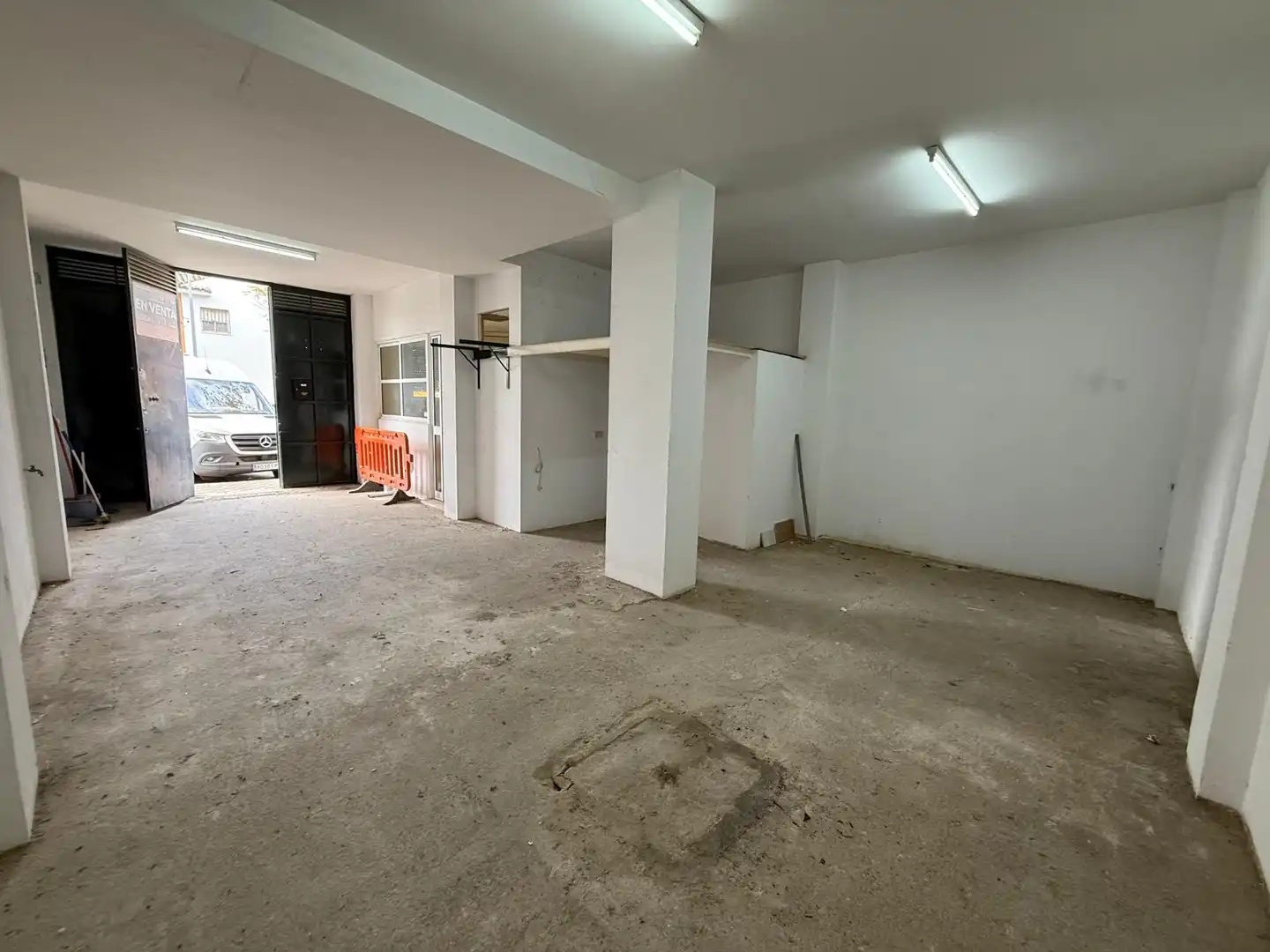 Gewerbefläche zum Verkauf in Calle Pablo VI 3