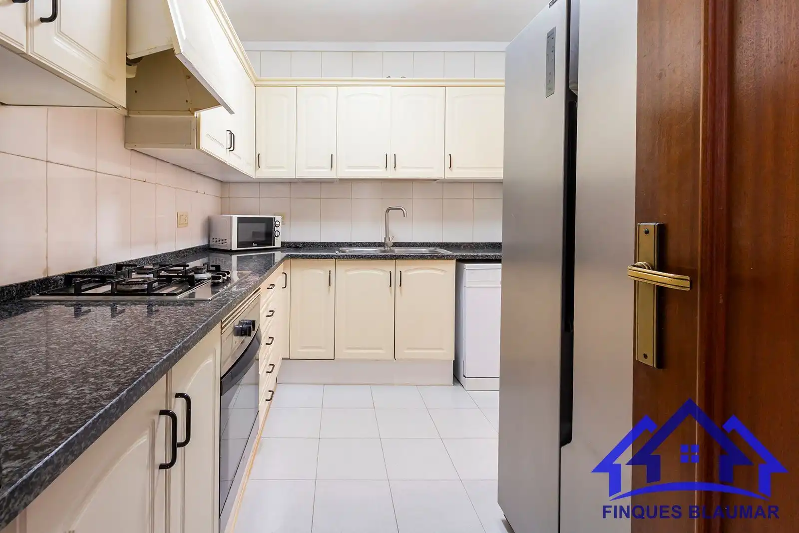 Cocina de Piso en venta en Pineda de Mar con Terraza