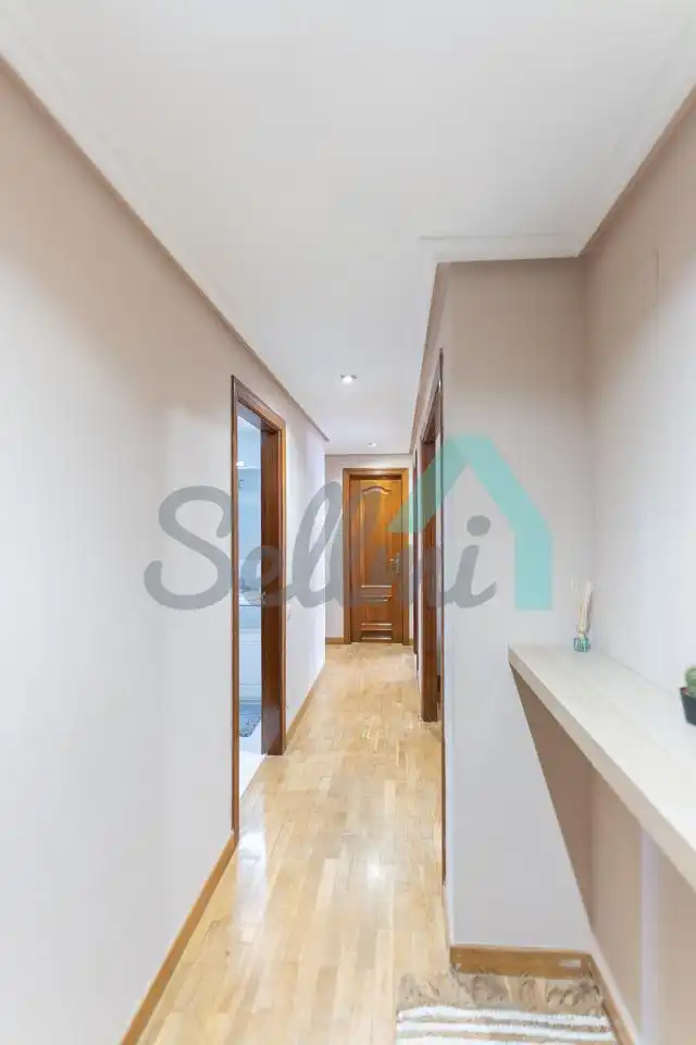 Flat for rent in Calle Luis Braille, Milán - Pumarín